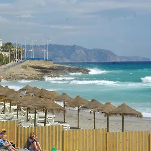 precioso-apartamento-en-nerja-a-50-m-de-la-playa.1costadelsol.com/